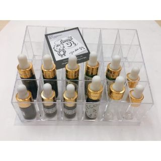 Kệ đựng các hũ mực mini dành cho bạn thích sử dụng và sưu tầm, lưu trữ các ống mực 🖌️💦