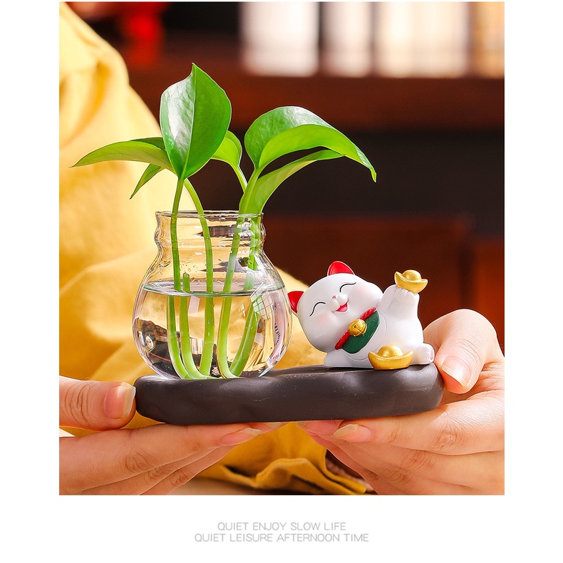 Bộ decor Mèo thần tài may mắn kết hợp cùng bình thủy sinh trang trí nhà, bàn làm việc góc học tập giúp mang lại may mắn