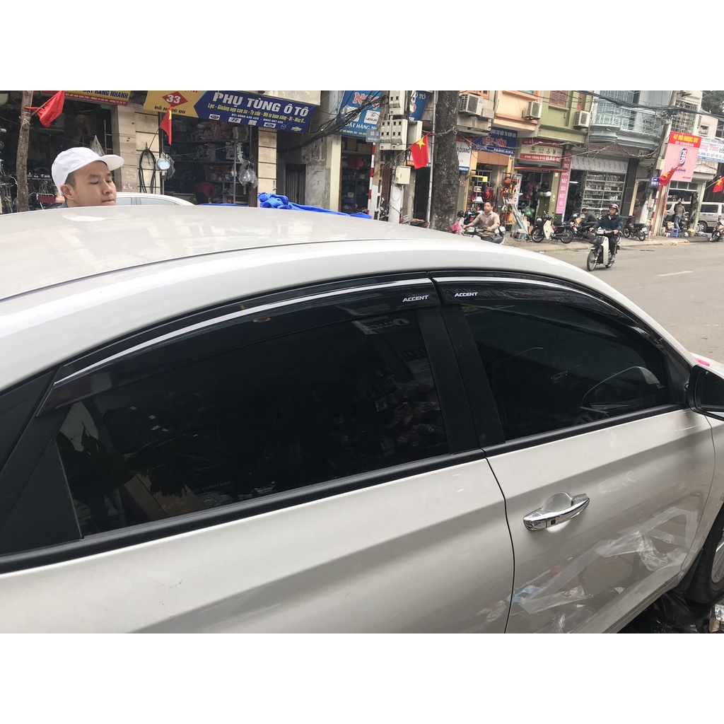 Vè che mưa xe Hyundai Accent 2018-2023, Nhựa ABS đen Thái cao cấp