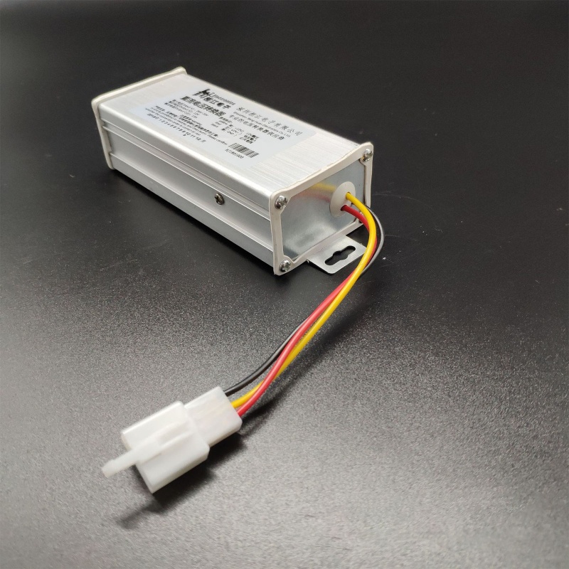 Bộ Chuyển Đổi Điện Áp PCF * 24V-120V Sang 12V 15A ​Mô Đun Cung Cấp Nguồn Hạ Áp Chuyên Dụng
