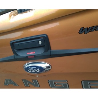 Ốp tay mở cốp sau xe Ford Raner 2014 - 2021 nhựa đen cao cấp