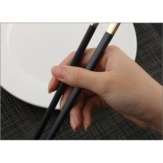 Combo 10 Đôi Đũa Hợp Kim Bàn Ăn Gia Đình Sang Trọng, Bền Bỉ màu đen cao cấp đang rất được ưa chuộng OKAMAS