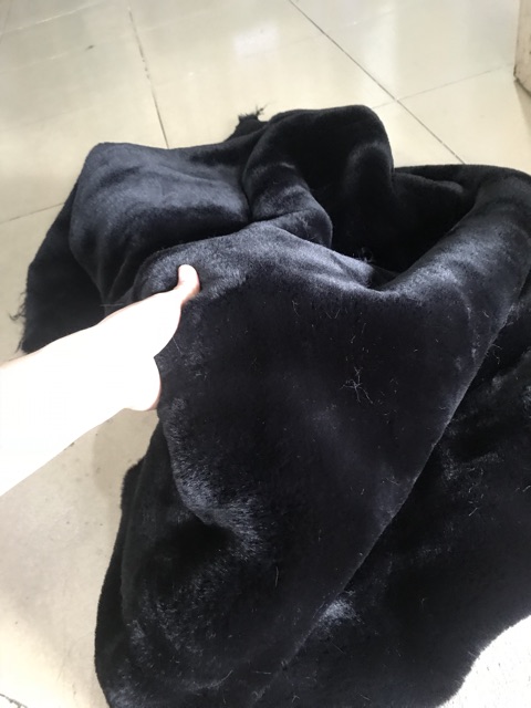 Thảm lông màu đen lông ngắn , thảm lông mịn , thảm lông trải tủ điện thoại , thảm lông may áo lông