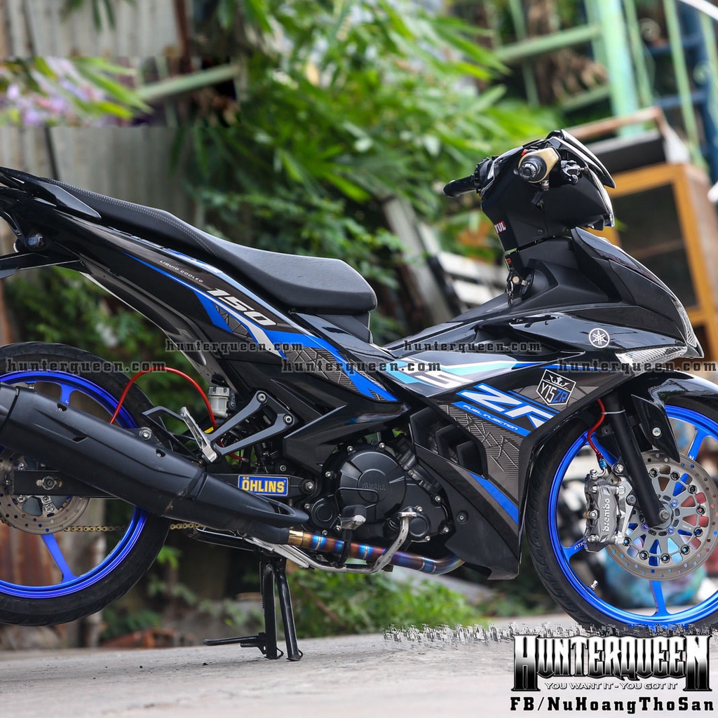 Tem rời in UV cao cấp. Dán xe Exciter 150 màu đen. Phối màu xanh GP. Không bay màu bong tróc, kcish thước chuẩn