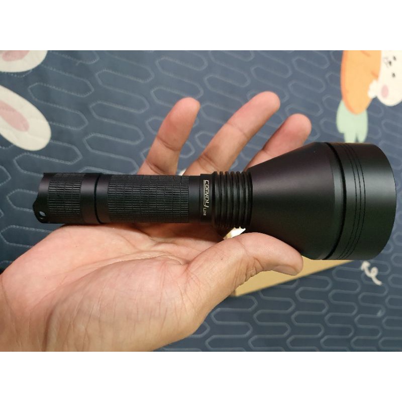 Torcia UV Convoy L21B-X4 Lumencraft 365nm – Lungo Raggio Per Caccia Ai Minerali Fluorescenti