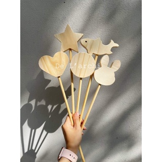 Cây đũa thần bằng gỗ 🐻🪄✨ màu mộc - 6 mẫu đa dạng: mặt trăng, chú cá, trái tim, ngôi sao, bé thỏ, hình tròn💕
