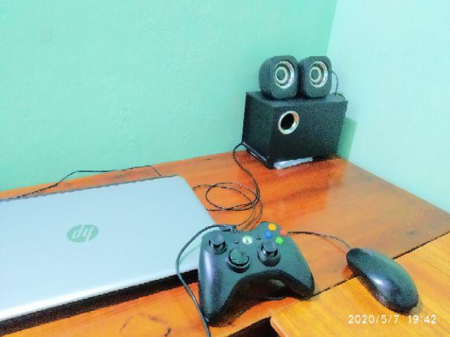 Thiết kế tay cầm Xbox 360