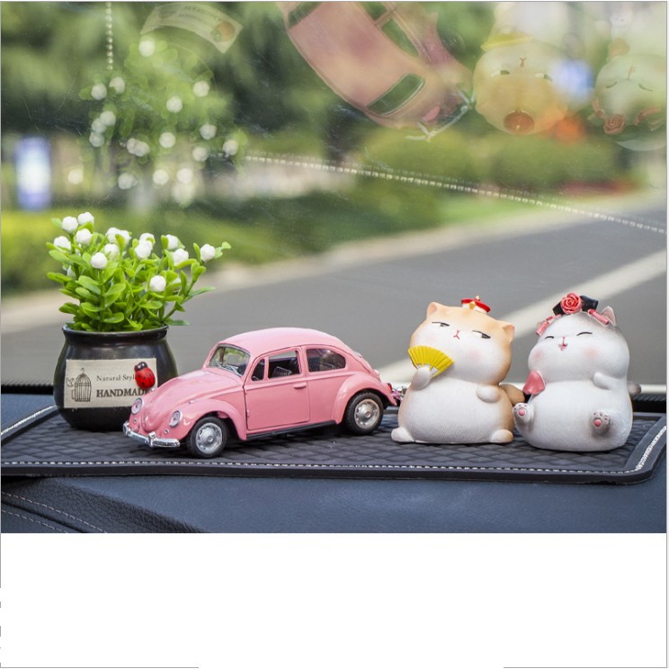 Bộ decor mèo hoàng cung trang trí taplo ô tô, phụ kiện xe hơi sáng tạo, hoặc để bàn làm việc có tặng kèm sáp thơm