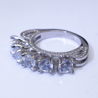 Nhẫn Zircon AAA sang trọng Nhiều kiểu