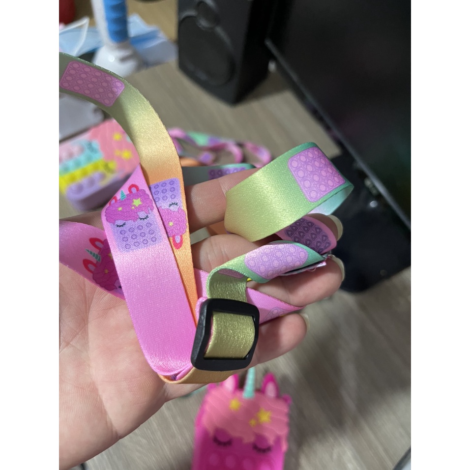 Túi đeo chéo Pioneer Bong bóng Silicone hinh Dâu Tây, Trái Thơm, ngựa Pony Cầu Vòng AX52
