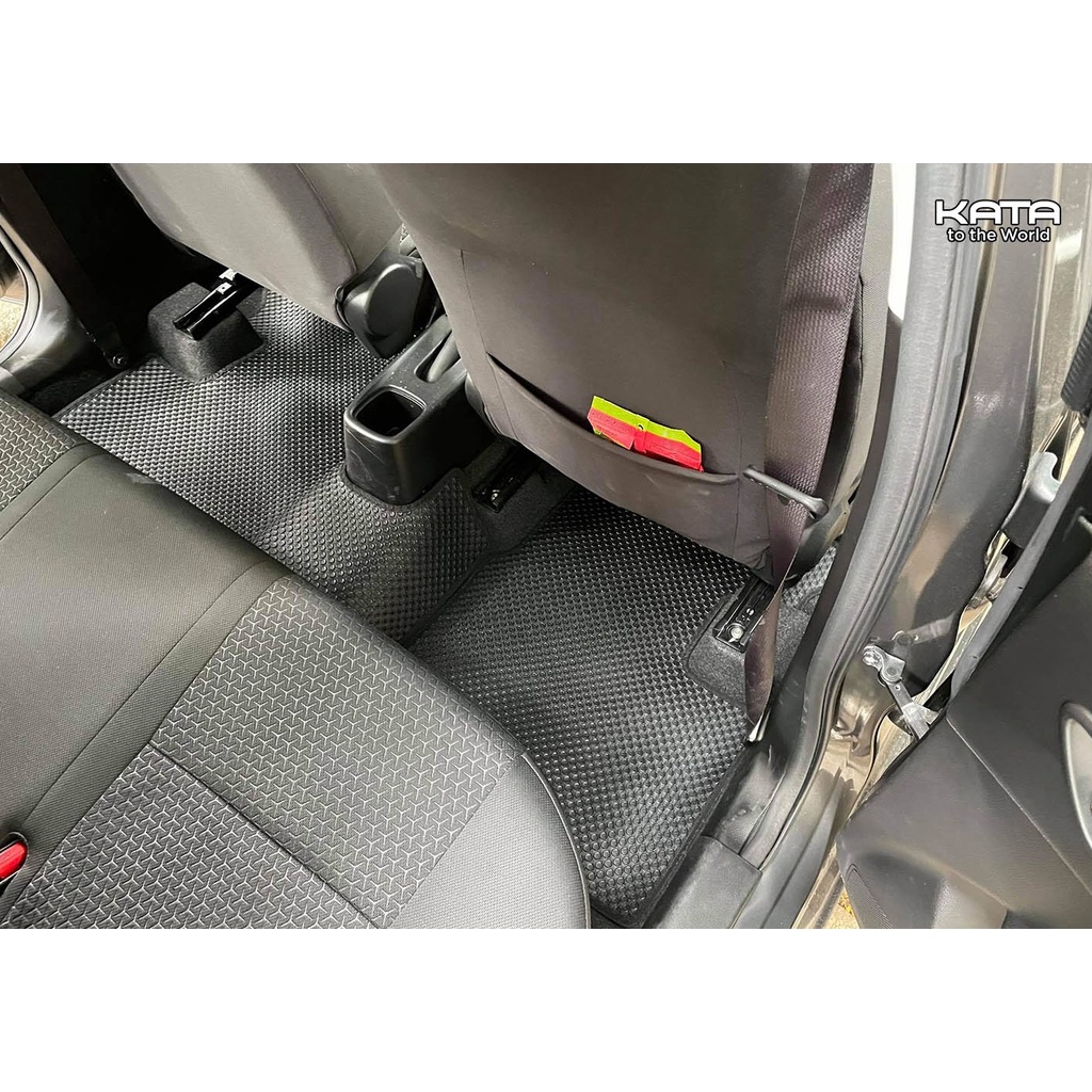 Thảm lót ô tô KATA cho xe Suzuki Swift (2018-2025) - Khít với sàn, Chống trơn, Không mùi, Không ẩm mốc