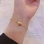 Lắc tay titan nữ không gỉ mặt trái tim xinh xắn mạ vàng 18k thiết kế trẻ trung phong cách hàn quốc