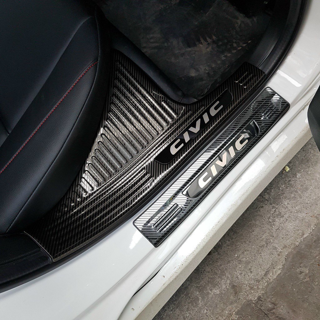 Bộ ốp bậc cửa, nẹp bước chân trong, ngoài xe Honda Civic 2022+ carbon cao cấp