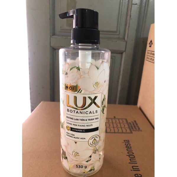 SỮA TẮM LUX TRẮNG DA 570g  tặng chai 350gr