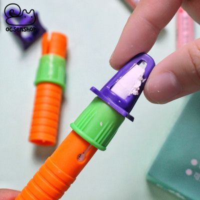 Dụng cụ kẹp bút sáp dầu