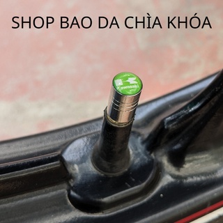Nắp van xe máy kawasaki chất liệukim loại có logo