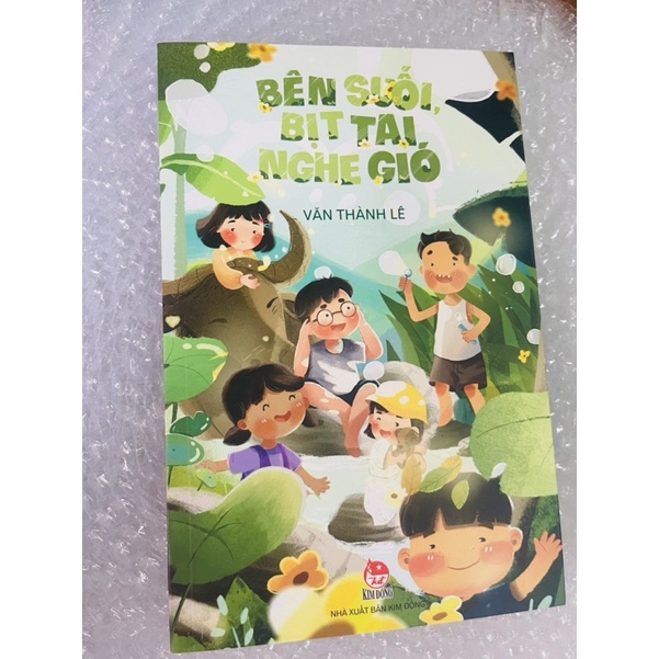 Ảnh Sách - Trên Đồi Mở Mắt Và Mơ - Bên Suối Bịt Tai Nghe Gió ( Văn Thành Lê ) 2