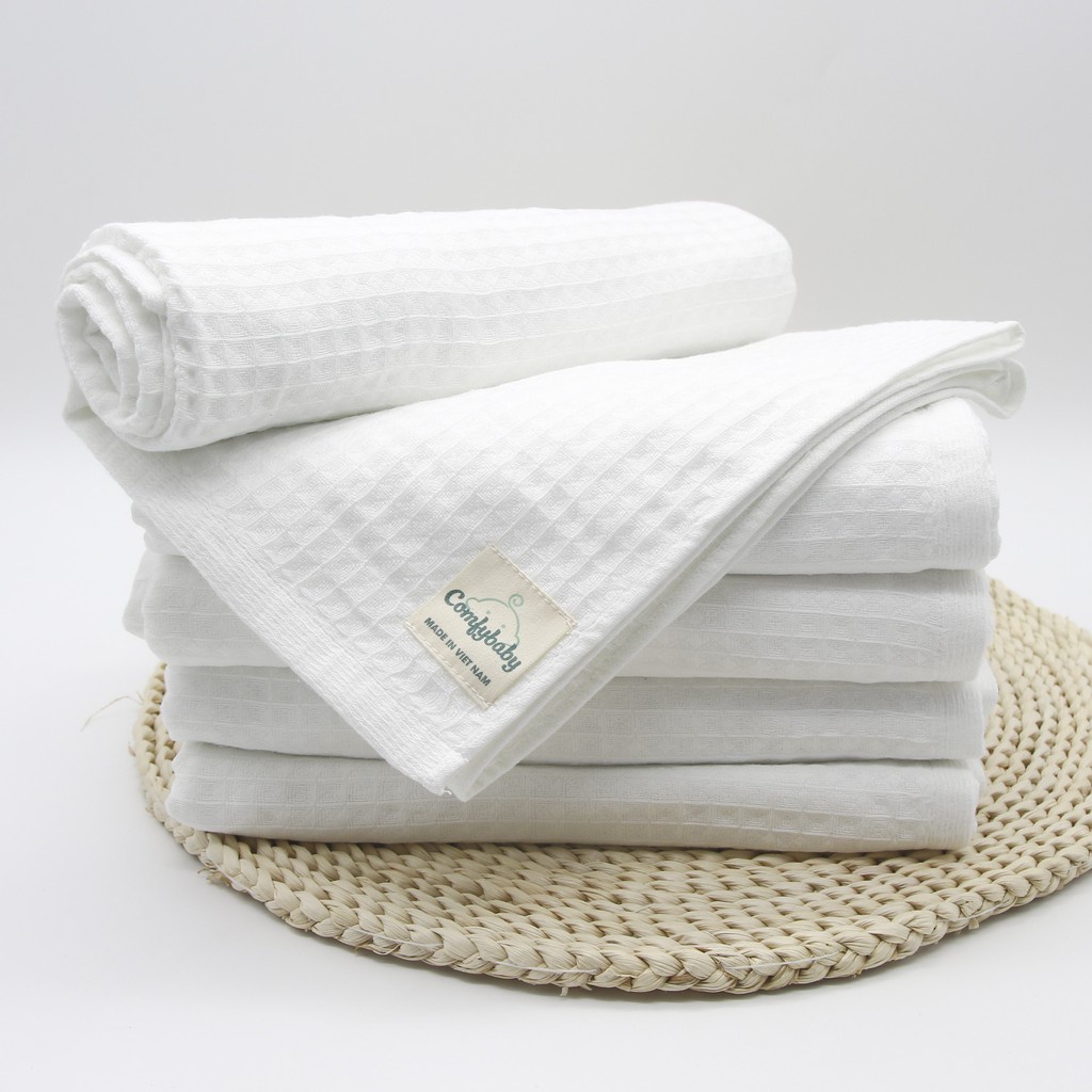Khăn tắm cho bé Comfybaby 100% cotton - phù hợp sử dụng như chăn đắp, quấn ủ bé Made in Việt Nam