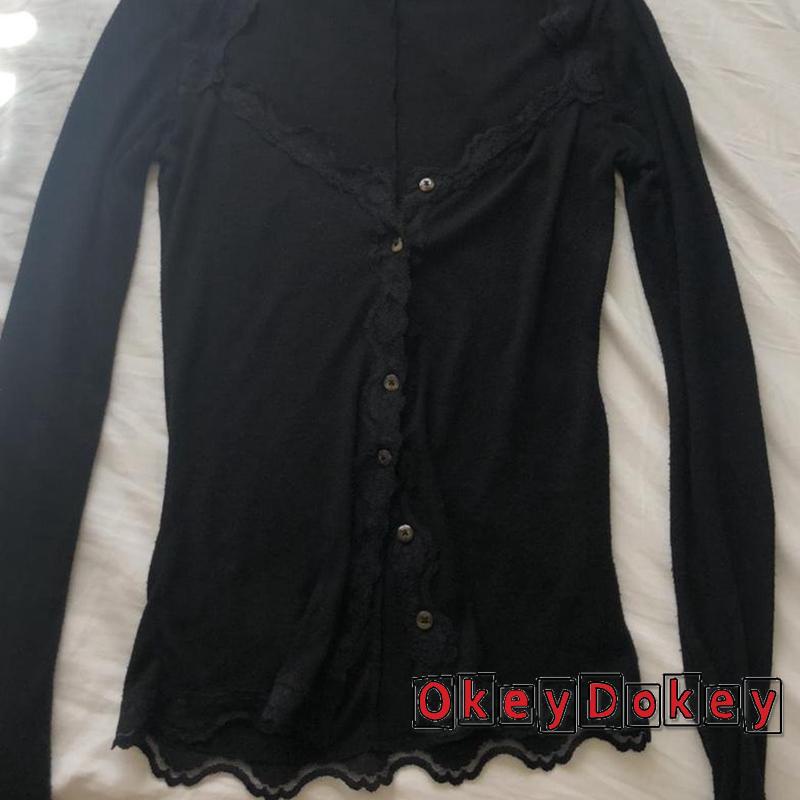 Áo Thun Croptop Tay Dài Dáng Ôm Màu Đen Cài Nút Phối Ren Phong Cách Cổ Điển Cho Nữ Okdk-y2k