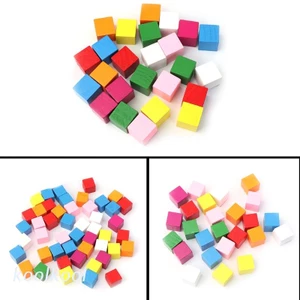 50 khối gỗ vuông nhiều màu sắc dùng để trang trí đồ thủ công