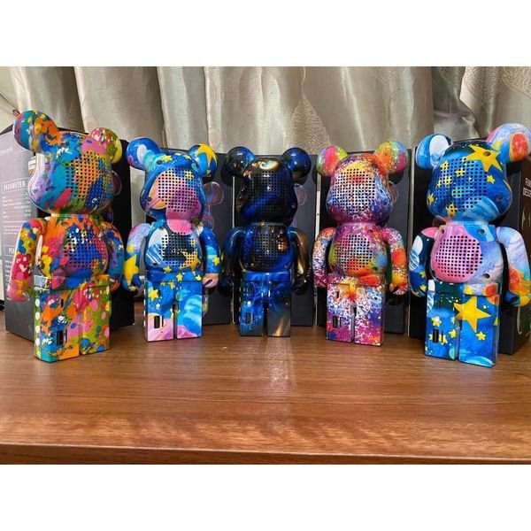 Loa gấu BearbrickLoa bearbrick B5+ nghe nhạc cực hay, Loa bluetooth mini Gấu Bearbrick kết nỗi bluetooth 5.1 pin 2400mAh