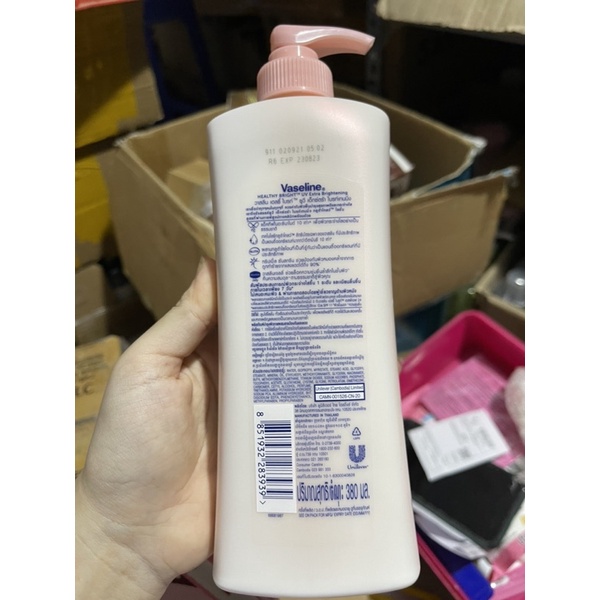 Sữa Dưỡng Thể Làm Trắng Da Vaseline Healthy White Instant Fair 4x thái lan