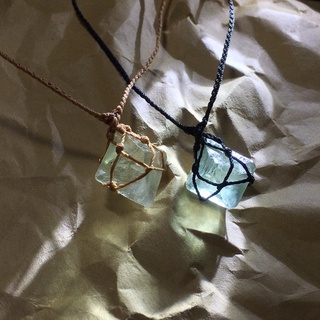 [Tiệm của Wi] Vòng cổ Fluorite bát diện tự nhiên (đá được pick random và lệch màu do camera)