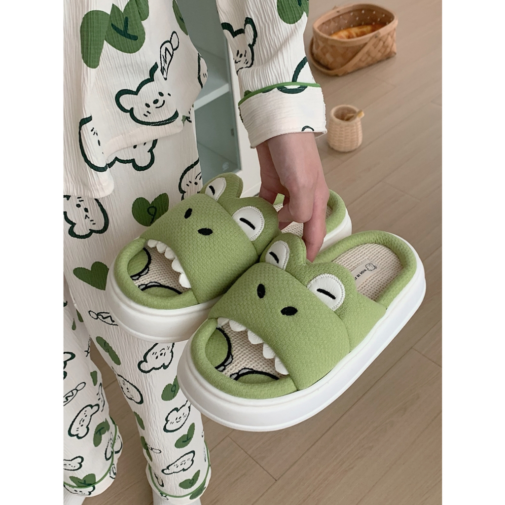 Dép Lanh Dép Đế Dày Khủng Long Dễ Thương Bước Vào Shit Feel Bốn Mùa Có Sẵn Dép Trong Nhà Dép Gia Đình Dép Gia Đình Nhà