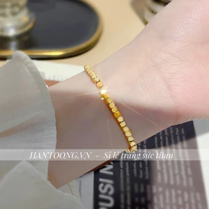 Vòng tay titan cao cấp không gỉ thiết kế hình vuông nhiều cạnh sáng lấp lánh thời trang sang trọng dành cho nữ