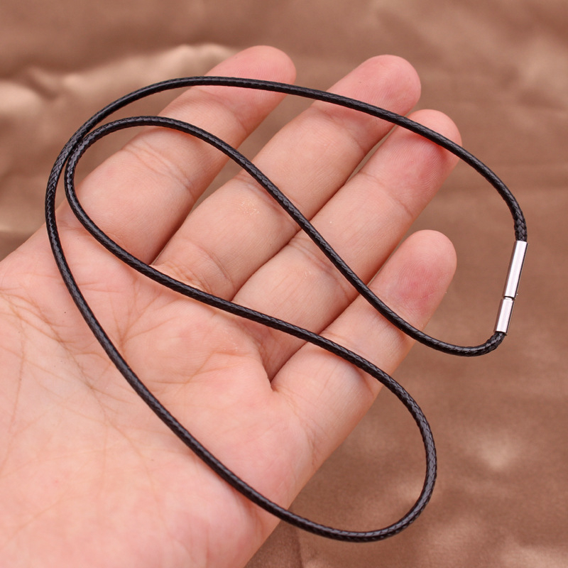 Vòng Cổ Choker Da Sáp Đen Với Khóa Xoay Thép Không Gỉ