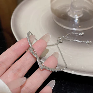 Vòng Tay Đính Nơ Zircon Sang Trọng Cho Nữ
