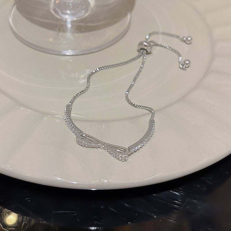 Vòng Tay Đính Nơ Zircon Sang Trọng Cho Nữ