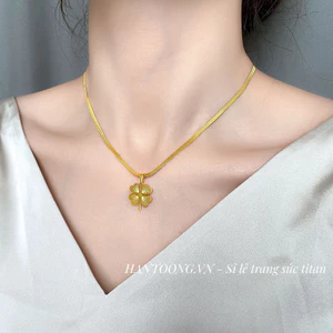 Dây chuyền titan không gỉ mạ vàng 18k thiết kế bản to mặt cỏ 4 lá thời trang sang trọng