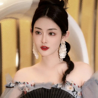Bông Tai Dạng Kẹp Tua Rua Hình Vỏ Sò Phong Cách Retro Cao Cấp Dễ Phối Đồ