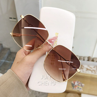 Phiên Bản Hàn Quốc Của Kính Mát Khung Vuông Cho Nữ Thời Trang Mới Nam Nữ Chụp Đường Phố Mặt Tròn Kính Mát Màu Nâu Lái Xe