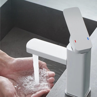 Vòi Nước Nóng Lạnh 4 Lỗ Bằng Thép Không Gỉ 304 Chất Lượng Cao