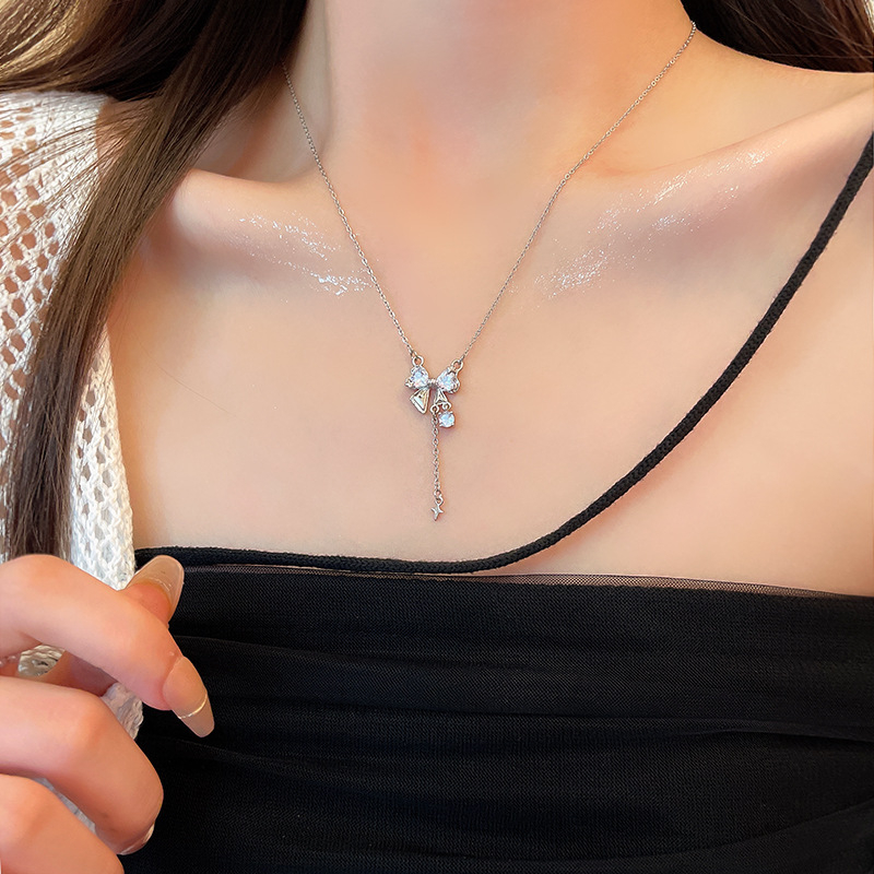 Dây Chuyền Dài Mặt Nơ Đính Đá zircon Tinh Tế