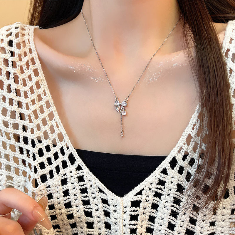 Dây Chuyền Dài Mặt Nơ Đính Đá zircon Tinh Tế
