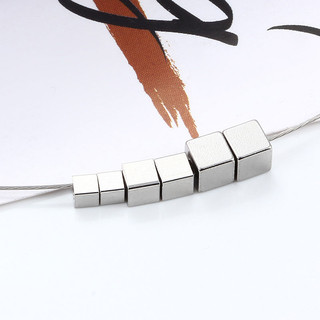 20 Cái / lốc 3 / 4 / 5mm Hole2mm Thép không gỉ Khối Miếng Đệm Hạt Vuông Rời Cho Vòng Tay DIY Chất Liệu Làm Đồ Trang Sức