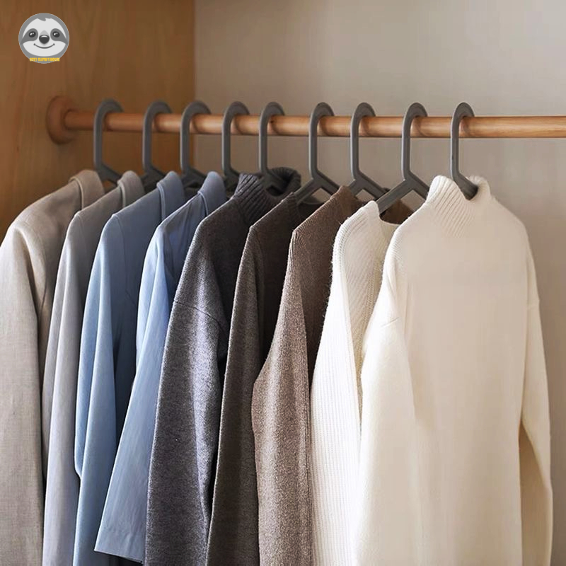 [Hàng Có Sẵn] ikea style / Móc Treo Quần Áo Bằng Nhựa Màu Trắng / Đen Chống Trượt / Siêu Tiết Kiệm