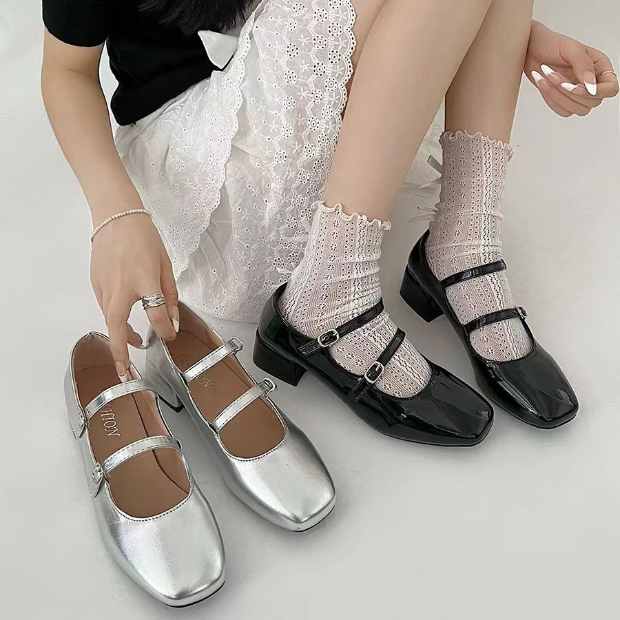 Giày Mary Jane Pháp Nông Miệng Khối Gót Giày Đầu Xuân Bạc Giày Cao Gót
