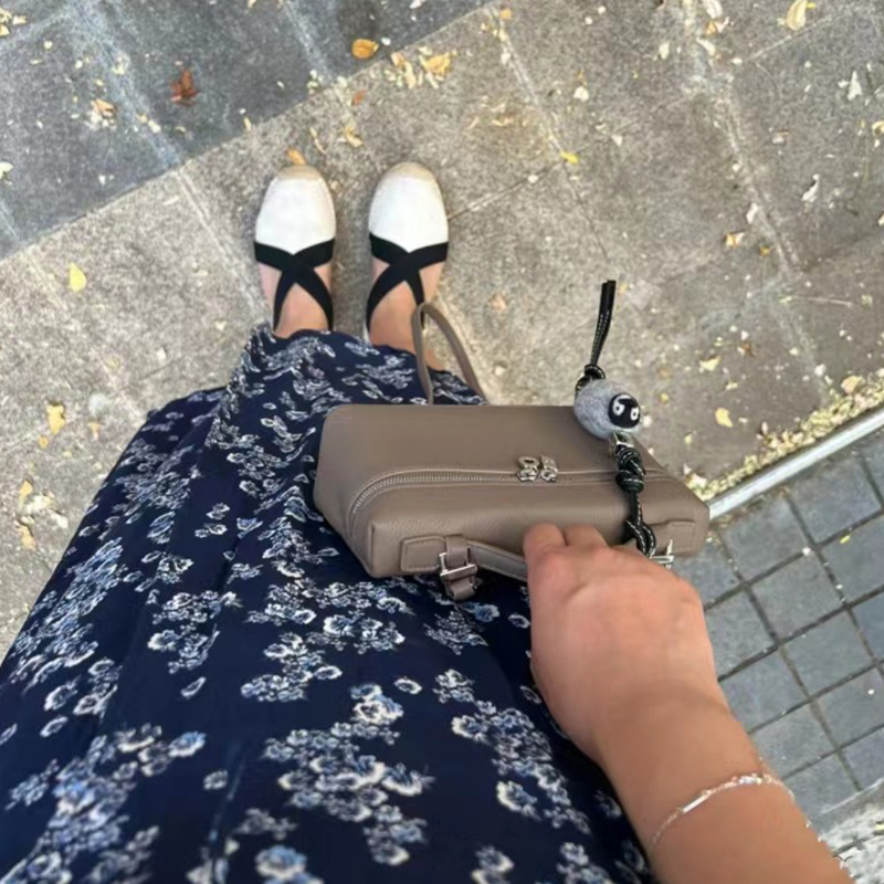 Lp25 Túi đeo vai da bò thời trang mới Túi đựng hộp cơm trưa Gigi Túi xách cùng phong cách