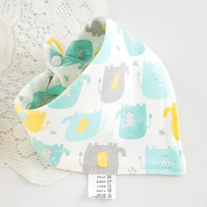Yếm Ăn Hình Tam Giác Cotton Mềm Mại Cho Bé