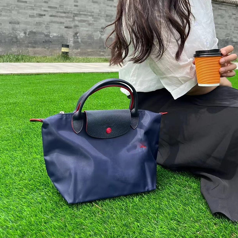 War Horse Nữ Túi Đeo Vai Thời Trang Nylon Chống Thấm Nước Túi Tote Thêu Pegasus Túi Da