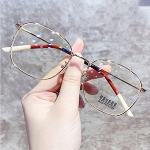Mắt kính cận thị kính cận có độ sẵn 1.00 - 4.00 độ kính cận nam nữ Thấu kính có thể cắt được Gọng kính phẳng chống ánh sáng xanh phong cách hàn quốc dành cho học sinh 1001