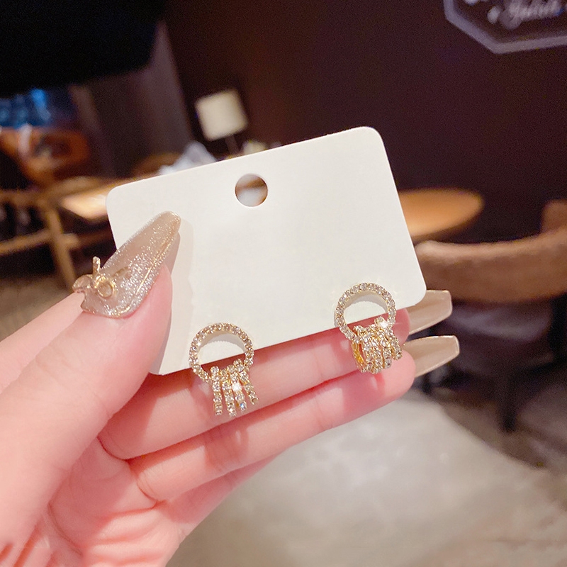 Bán Chạy! Hoa Tai Đính Kim Cương Giả Cao Cấp Thời Trang