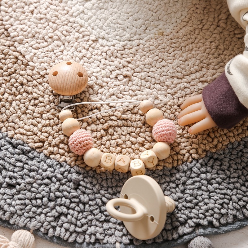 Ảnh Dây chuyền núm vú giả tên cá nhân Dây chuyền giữ gỗ sồi thủ công Móc núm vú Kẹp miếng dán cho bé 3