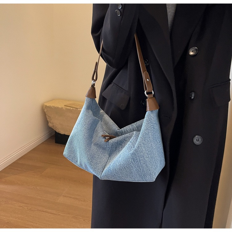2024 Xuân Hè Túi denim Túi Đeo Ngang Thân Túi Đeo Vai Thời Trang Túi Đeo Ngang Vải denim Túi Đeo Ngang Vải denim Túi Đeo Vai Giải Trí Tôi Túi Đeo Ngang PU Bánh Bao Bun PU Túi denim PU