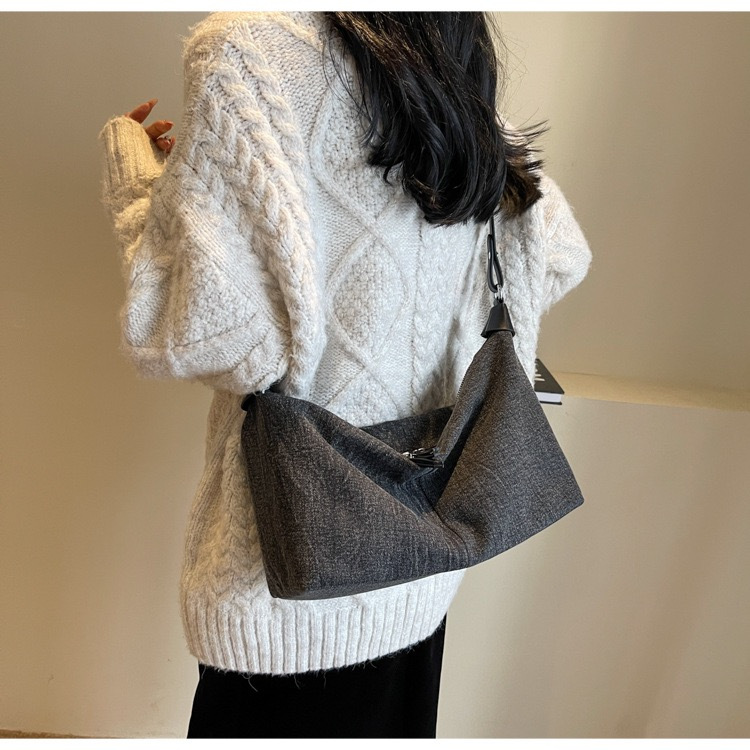2024 Xuân Hè Túi denim Túi Đeo Ngang Thân Túi Đeo Vai Thời Trang Túi Đeo Ngang Vải denim Túi Đeo Ngang Vải denim Túi Đeo Vai Giải Trí Tôi Túi Đeo Ngang PU Bánh Bao Bun PU Túi denim PU