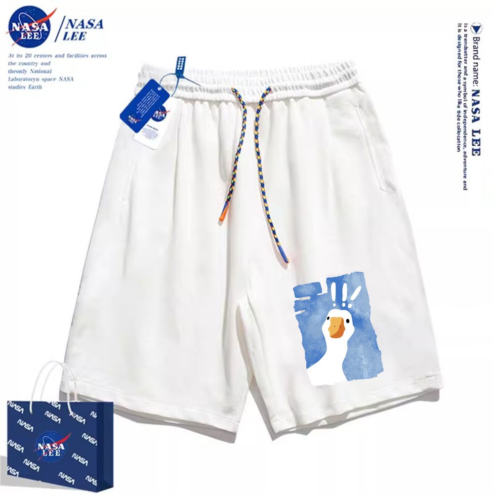 Thương hiệu Nasa Đồng thương hiệu 2024 Quần short dáng rộng Unisex phong cách mới, sử dụng chất liệu Cotton Co giãn dày, thích hợp cho quần short hợp thời trang mùa hè, chống mài mòn, dễ dàng kết hợp, thoáng khí thoải mái, tận hưởng thời gian mát mẻ!